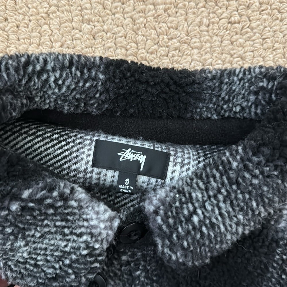 Stussy 100% Authentic Shirt Jacket Button Up Mint - image 2